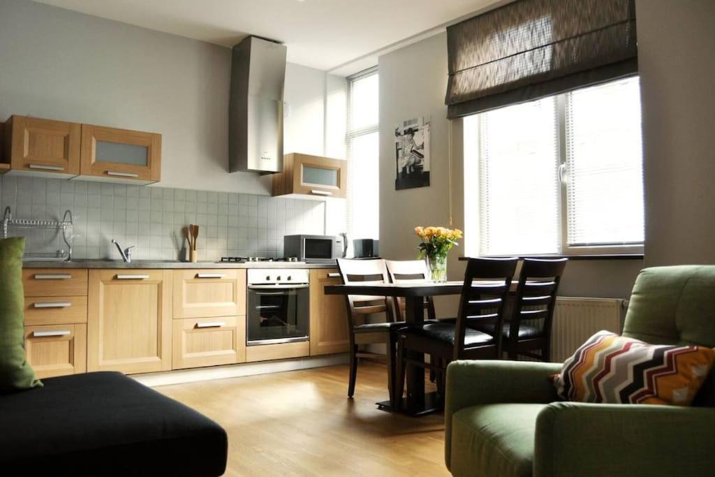 City Center 2Bdr Apartment Near Rustaveli Av. Tbilisi Zewnętrze zdjęcie