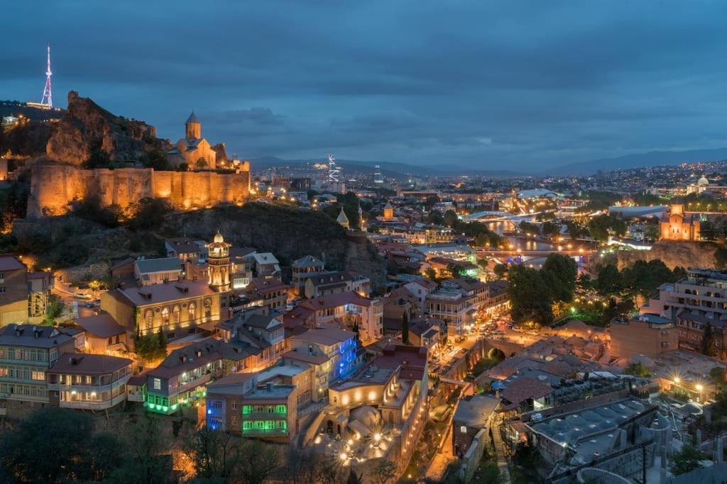 City Center 2Bdr Apartment Near Rustaveli Av. Tbilisi Zewnętrze zdjęcie