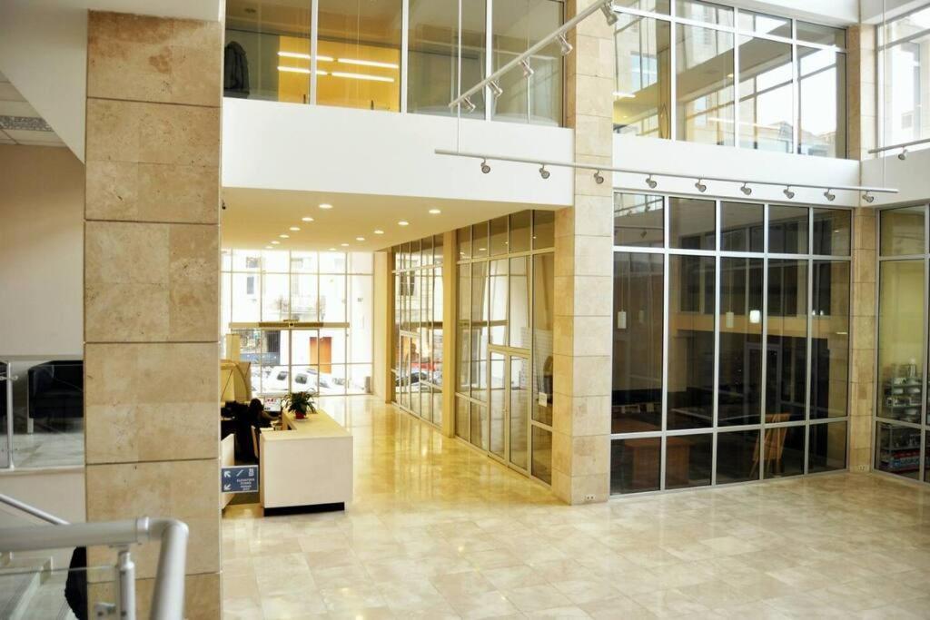 City Center 2Bdr Apartment Near Rustaveli Av. Tbilisi Zewnętrze zdjęcie